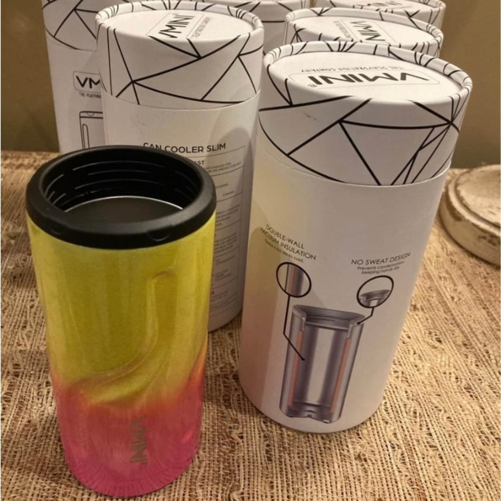 Vmini slim can cooler! 12oz NEW!